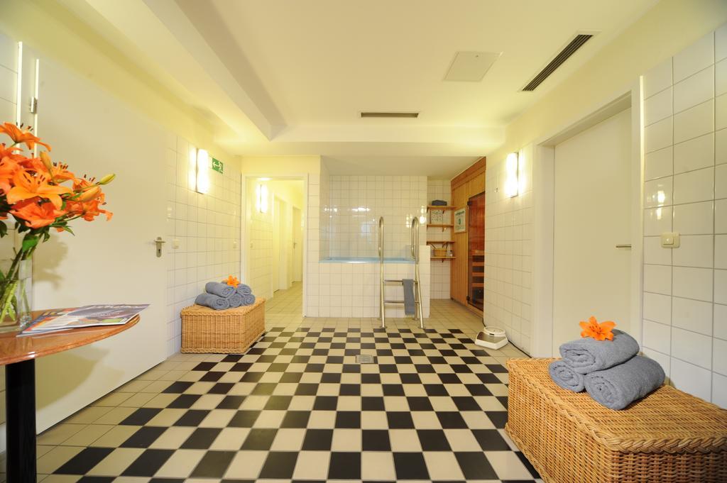 Villa Viktoria Ντίσελντορφ Εξωτερικό φωτογραφία